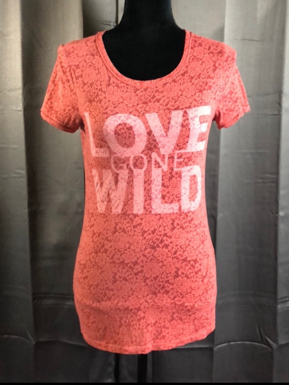 AE Outfitters Orange Tee